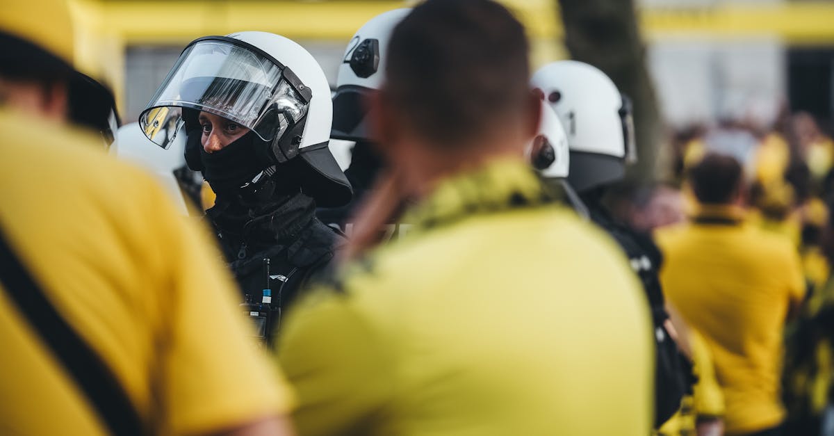 Tensiuni la protestul pentru Călin Georgescu: Jandarmi acuzați de comportament neadecvat față de copii
