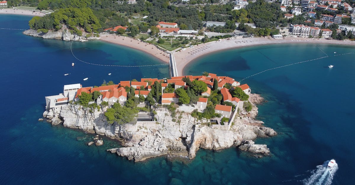 Explorează cele mai spectaculoase plaje din Europa