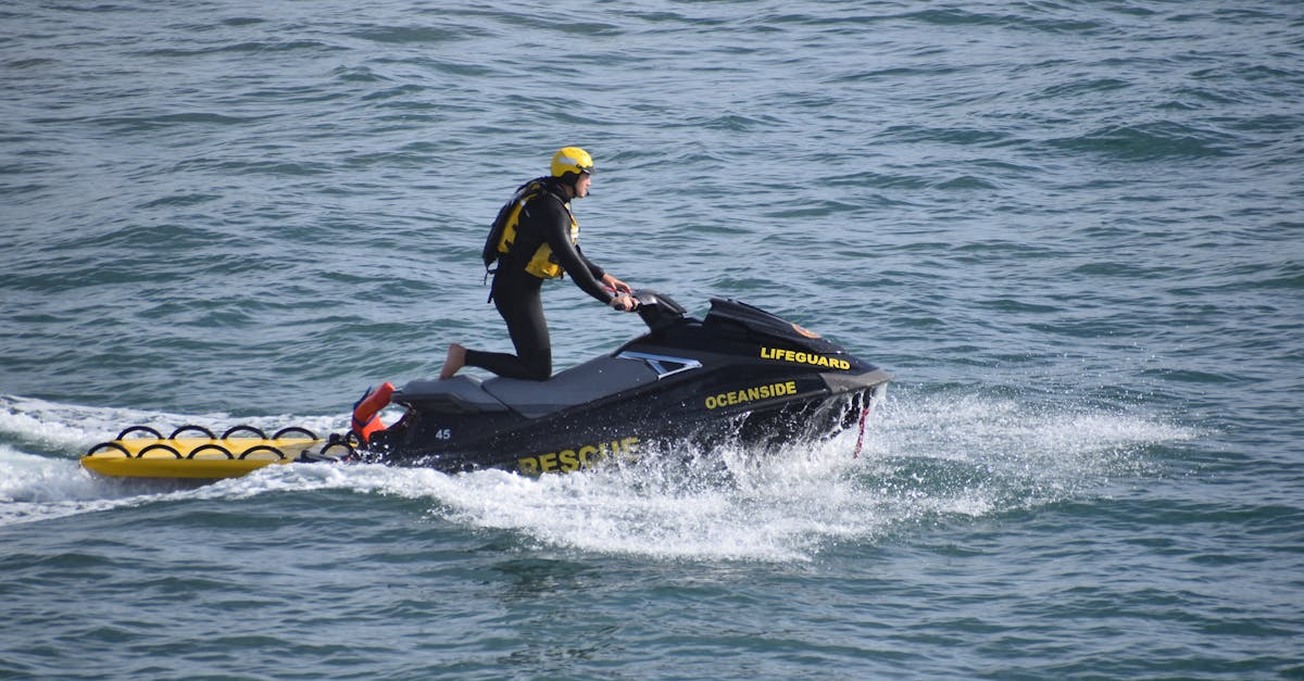Marinar salvat de echipajul ARSVOM pe Marea Neagră