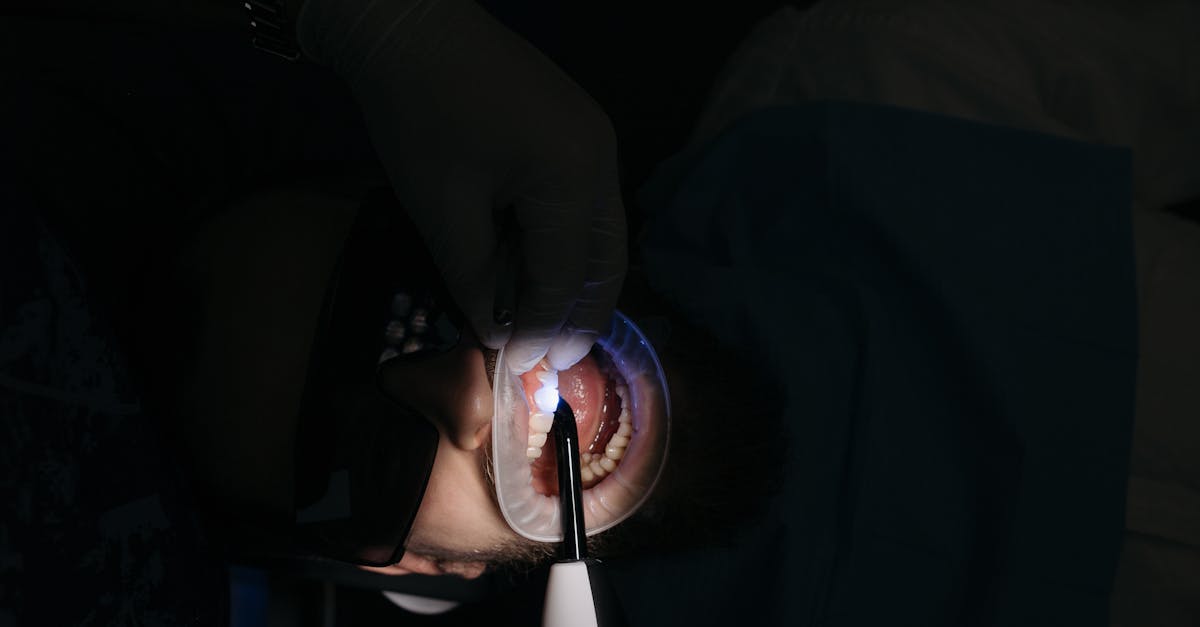 Ce trebuie să știi despre durerea post-implant dentar: când e normal și când trebuie să te îngrijorezi