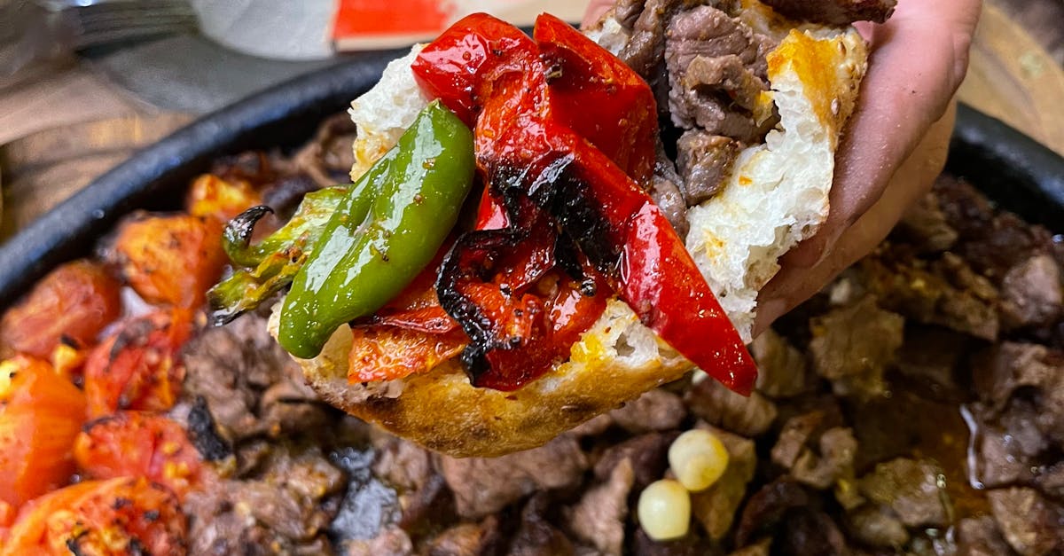Descoperă Adana Kebab și delicii turcești la carmangeria din Buzău