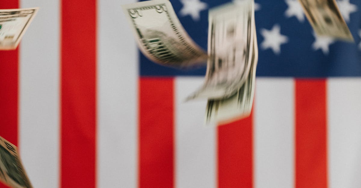 România se confruntă cu riscuri economice din cauza noilor taxe vamale americane