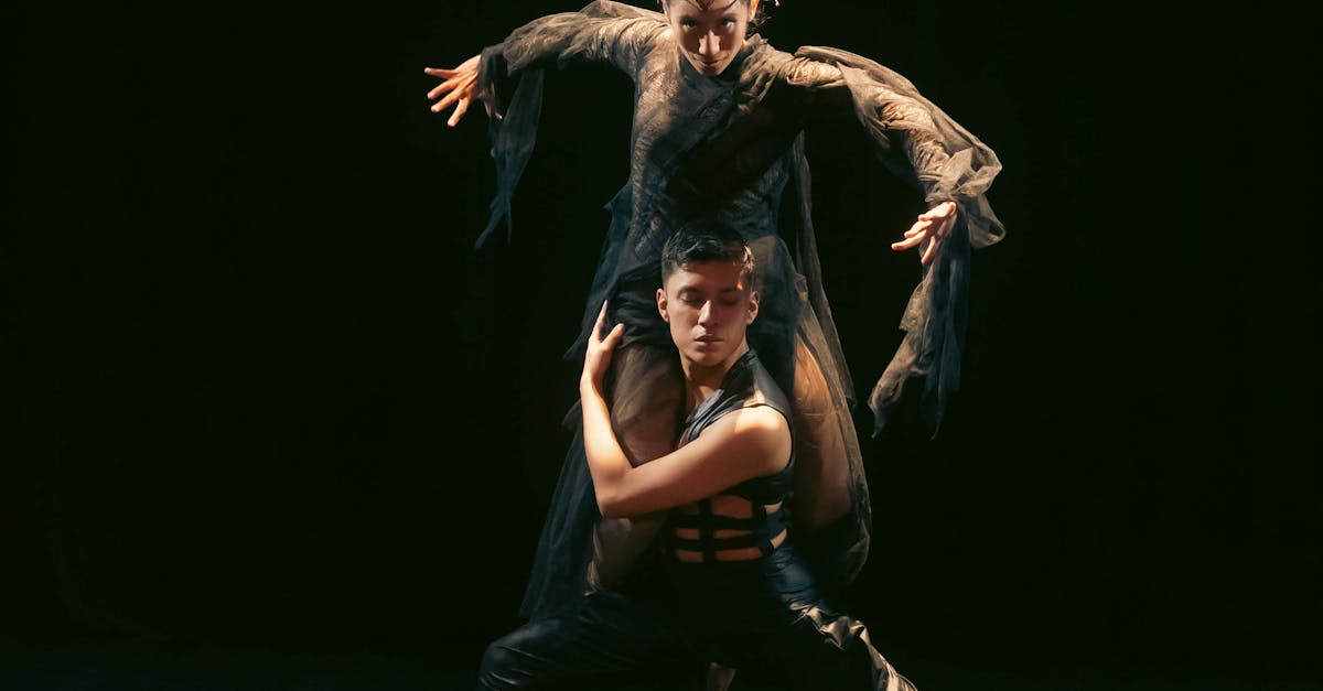 O reinterpretare captivantă a Fraților Karamazov pe scena din Timișoara
