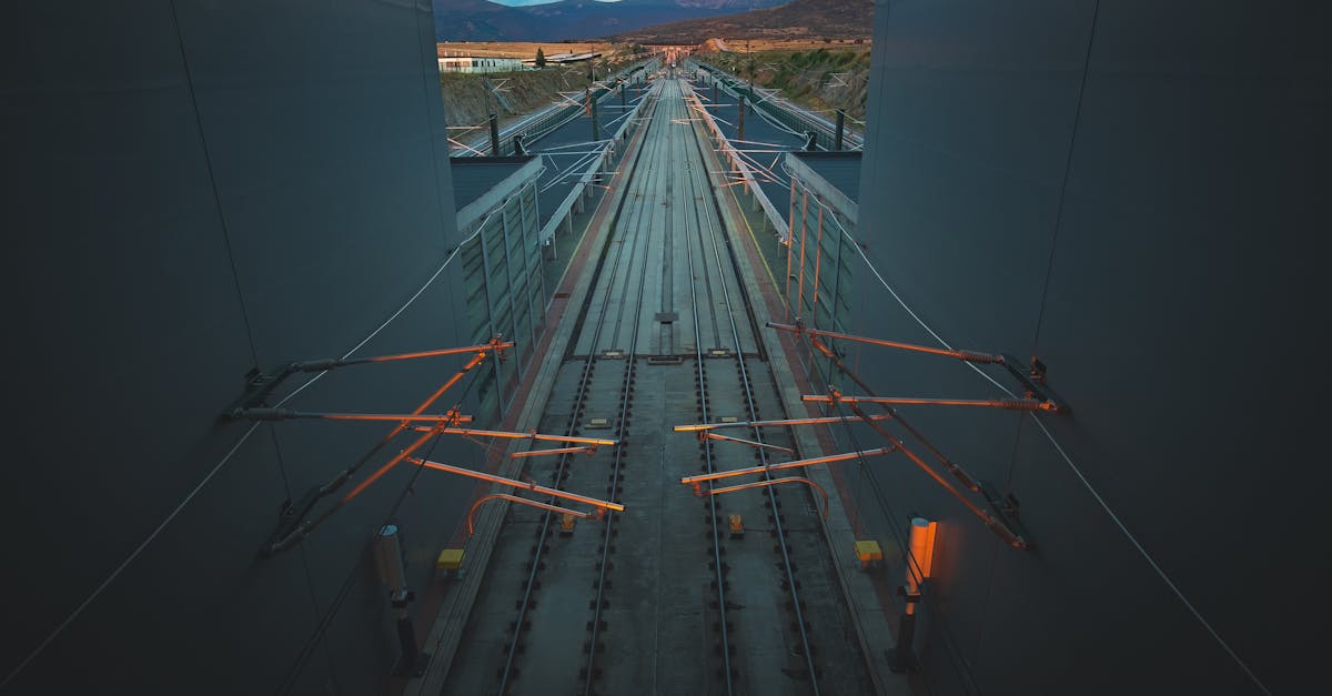 Proiectul feroviar Brașov-Sighișoara avansează: imagini din tunelurile de mare viteză