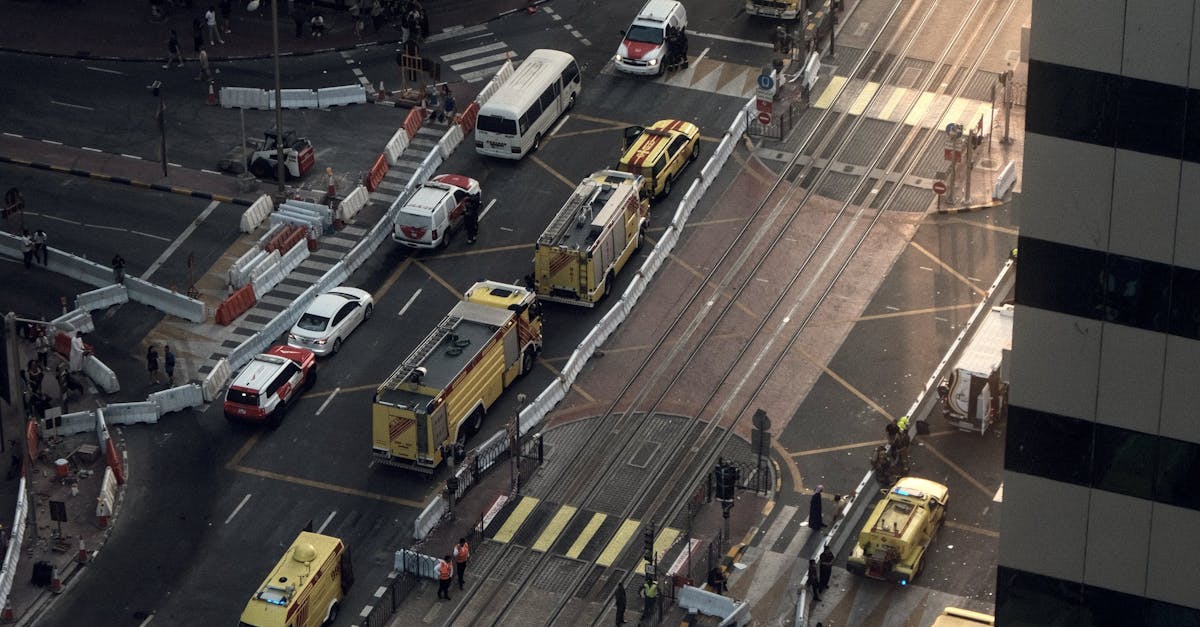 Pompierii buzoieni intervin cu curaj la un incendiu deosebit de periculos