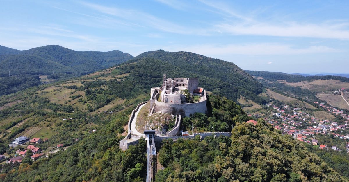 Telecabina de la Cetatea Deva revine în funcțiune săptămâna viitoare