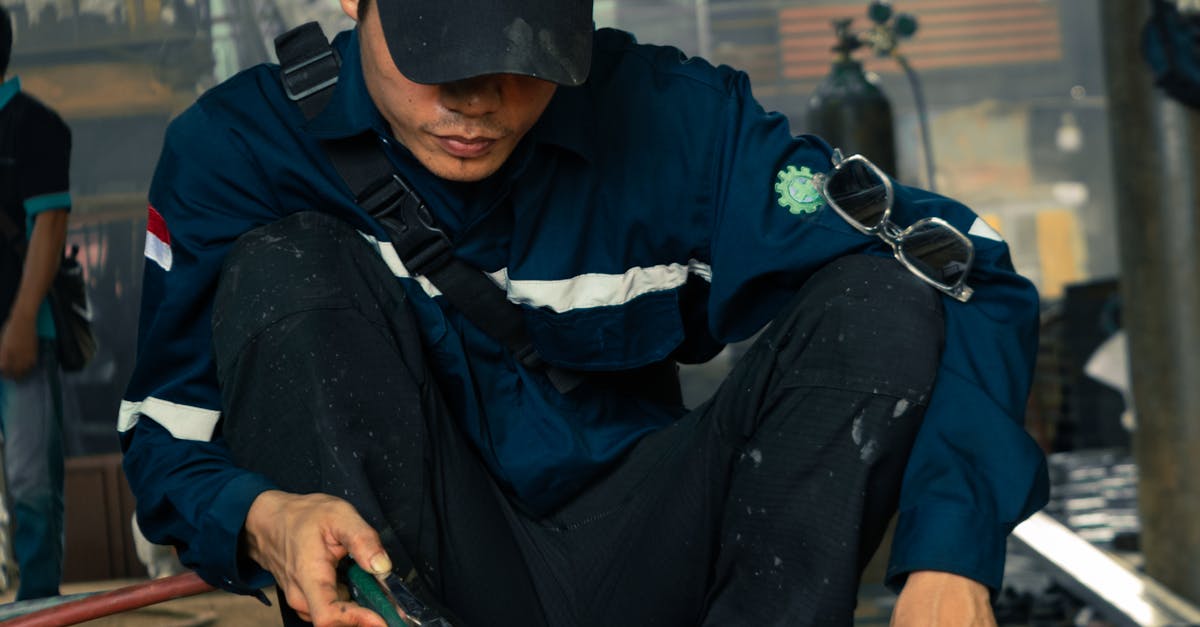 Muncitori asiatici pe șantierele din Satu Mare: condiții de lucru alarmante