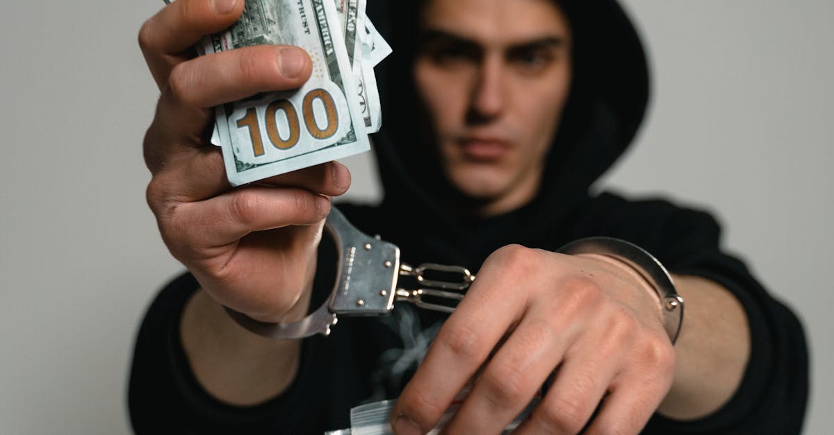 Arestat pentru viol: un bărbat din Hunedoara acuzat că a abuzat o adolescentă