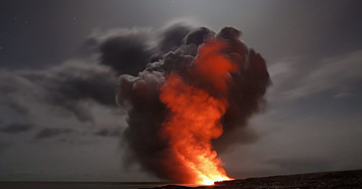 Vulcanul Krașeninnikov din Kamceatka a erupt după 450 de ani