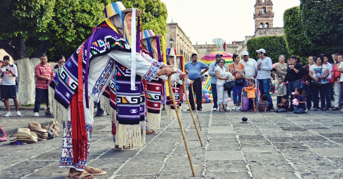 Festivalul „Hora din străbuni” a început cu un spectacol vibrant