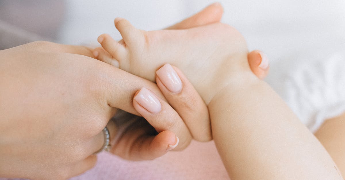 Cosmeticele pentru copii: Distracție sau pericol ascuns?