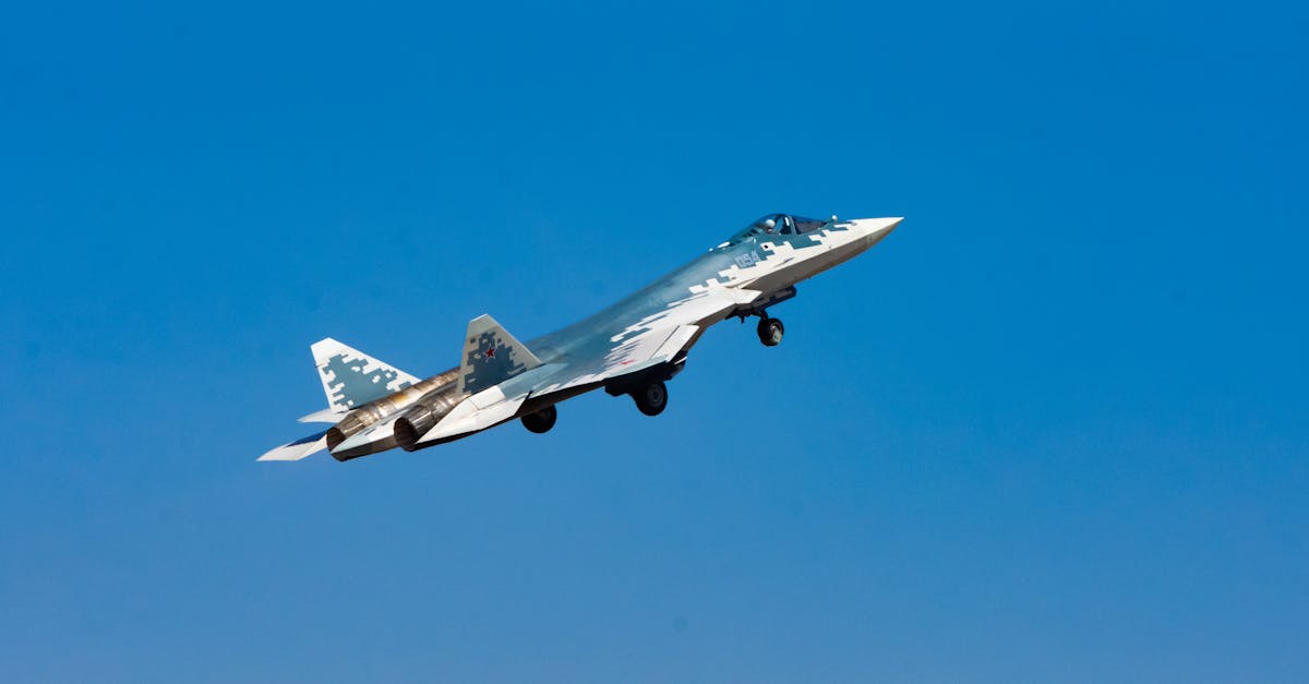 Ucraina anunță distrugerea unui avion rus în Crimeea: lovituri devastatoare cu drone