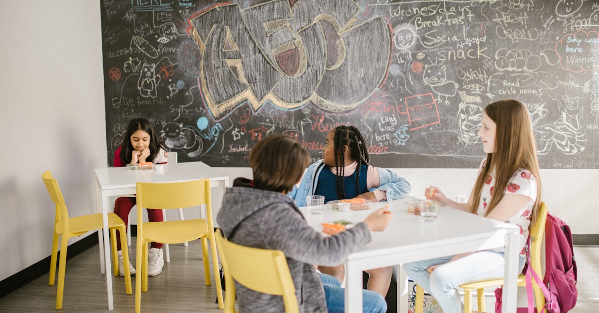 Deva sprijină lectura și creativitatea în comunitățile defavorizate