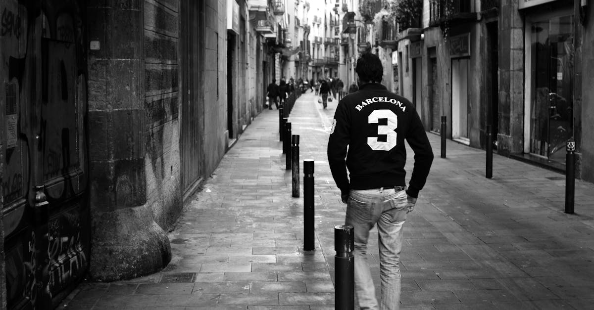 Lamine Yamal, tânărul star de la Barcelona, surprins alături de o cunoscută cântăreață