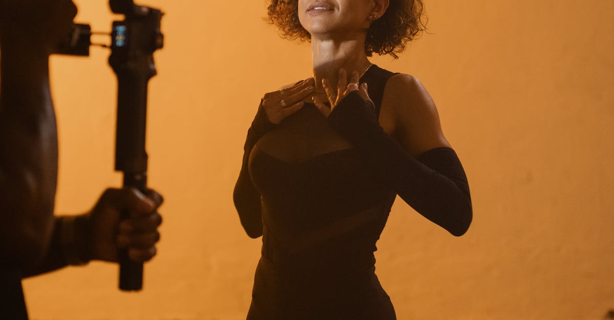 Charlize Theron: De la visul de a fi balerină la succesul în Hollywood la 50 de ani