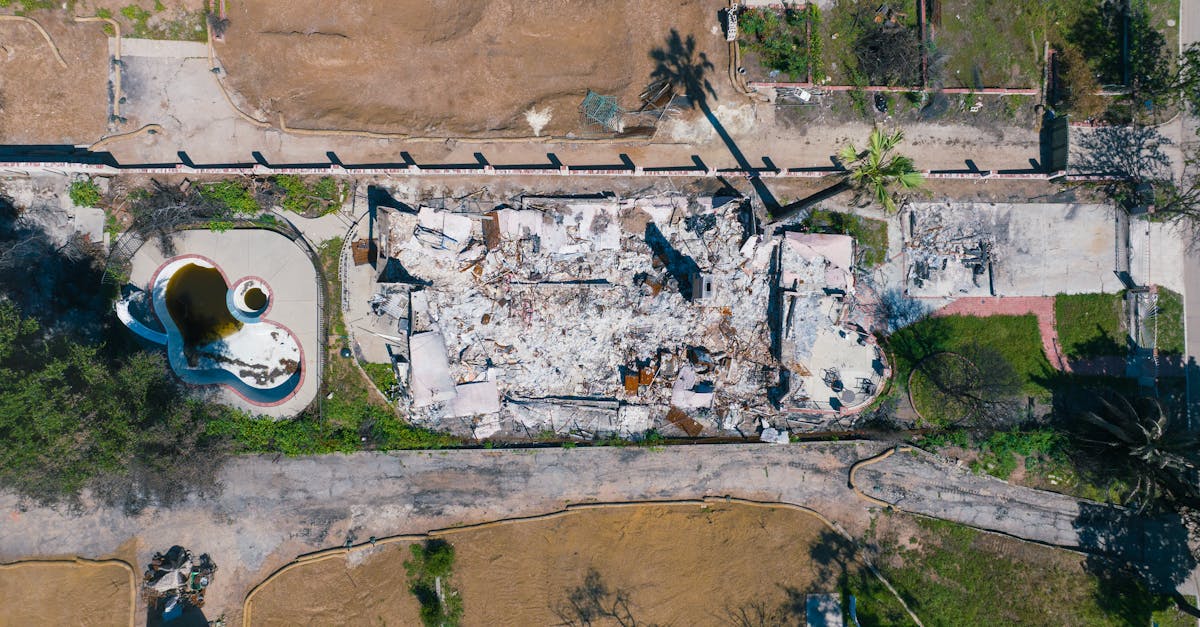 Incendiu la fostul club Bellagio din Mamaia: dosar penal deschis