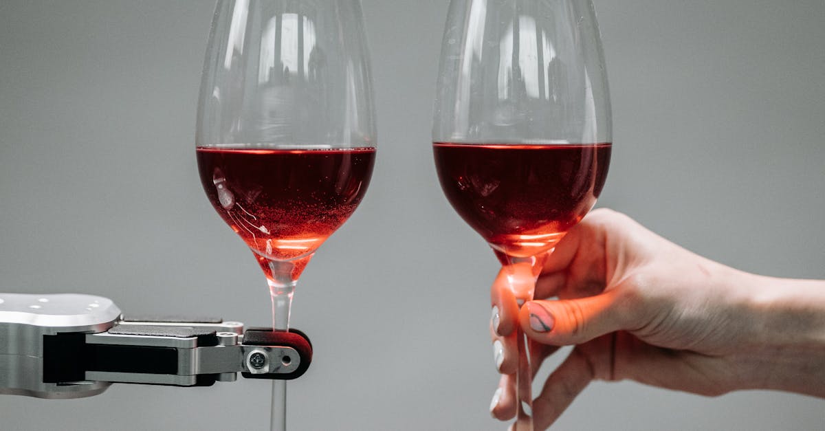Revoluție în oncologie: Spitalul din Bistrița introduce un robot pentru prepararea citostaticelor