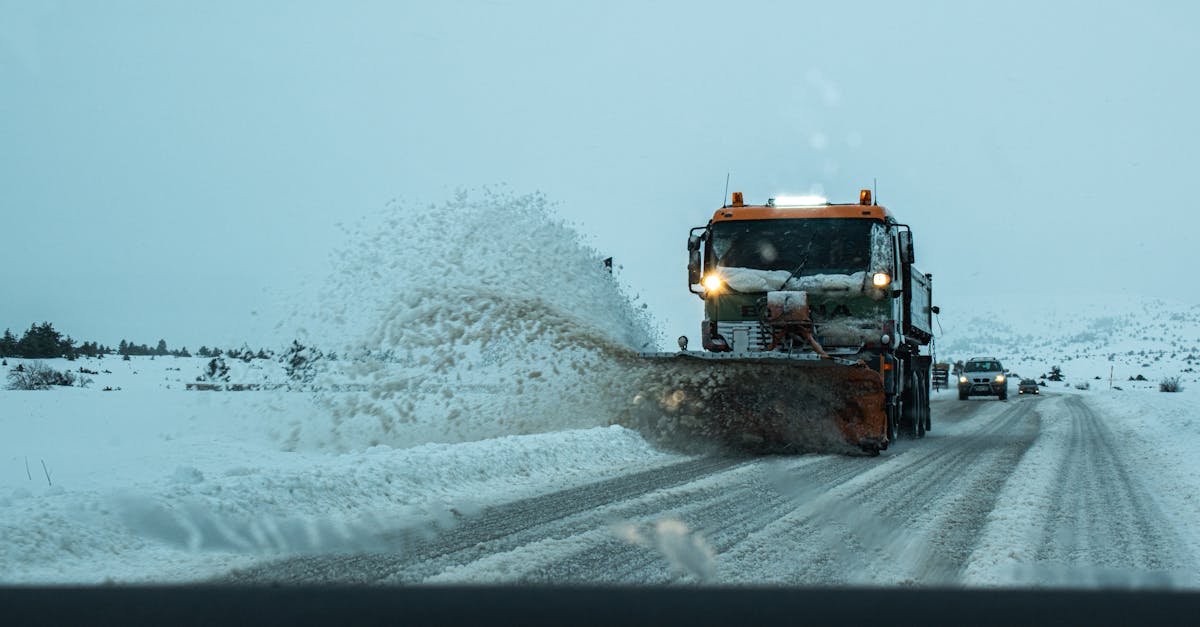 Atenție pe drumurile din Dâmbovița: restricții și recomandări de circulație