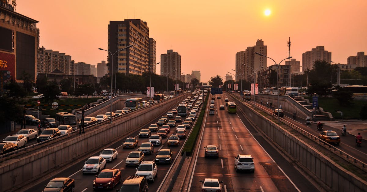 Aglomerație pe drumurile din România: cozi la Giurgiu și trafic intens către litoral