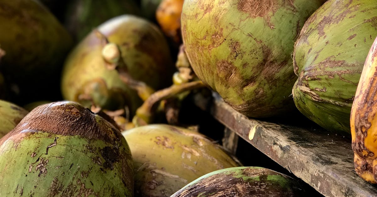 Ghid complet pentru alegerea și curățarea nucii de cocos