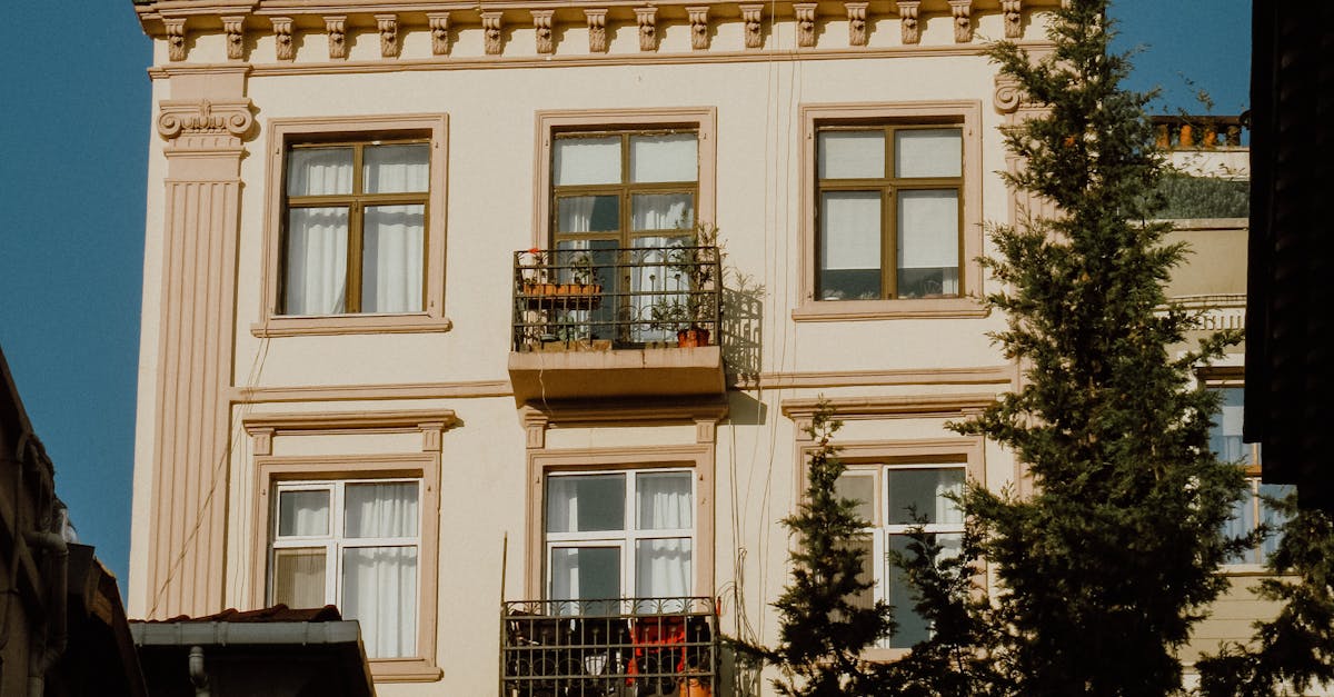 Ce trebuie să știi despre TVA-ul la vânzarea apartamentelor vechi în România