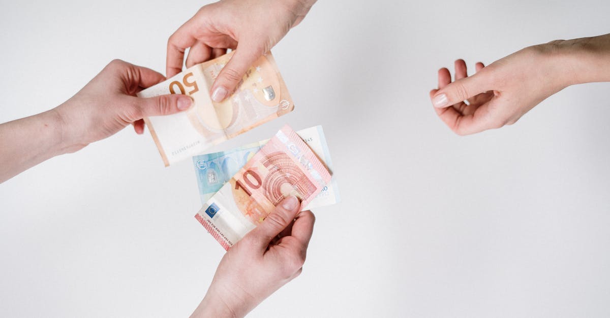 Grecia elimină comisioanele pentru retragerile de numerar de la ATM-uri