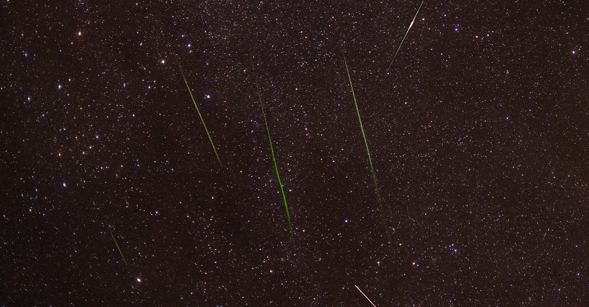 Perseidele 2023: când și unde să observi ploaia de meteori în România