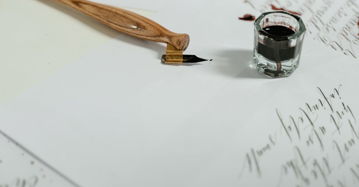 Descoperă arta caligrafiei și lettering-ului la un eveniment inedit în Oradea