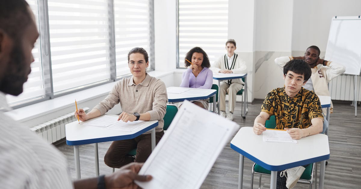 Proiectele pentru examenul de Bacalaureat și Evaluarea Națională 2026 au fost publicate