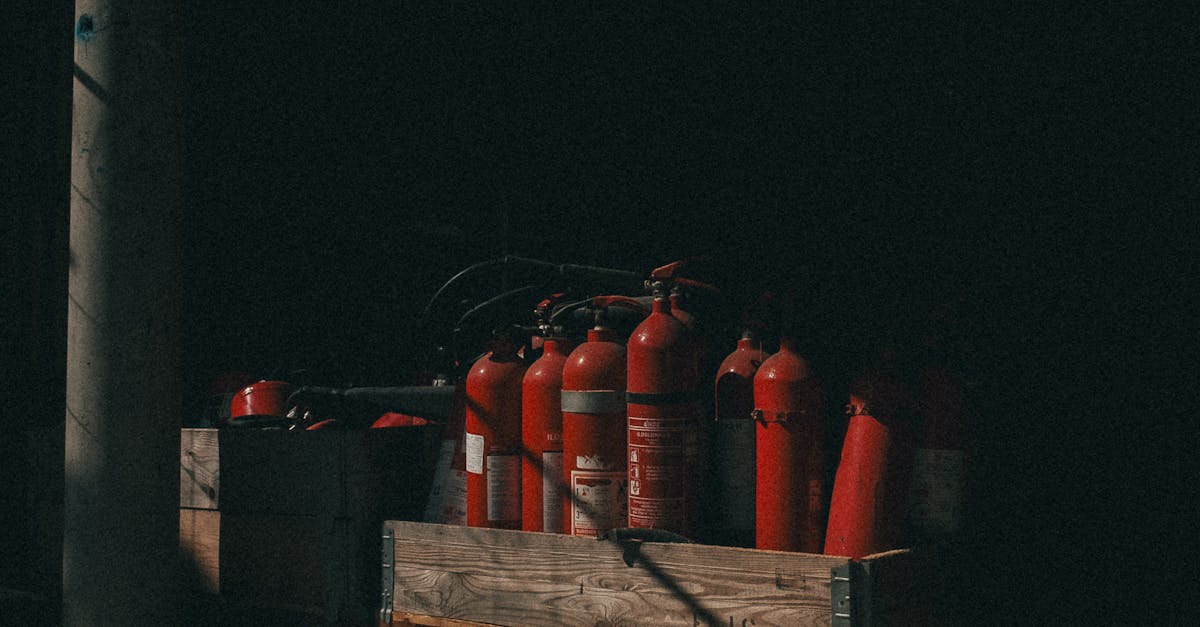 Incendiu devastator în Crișeni: pompierii intervin pentru a controla flăcările