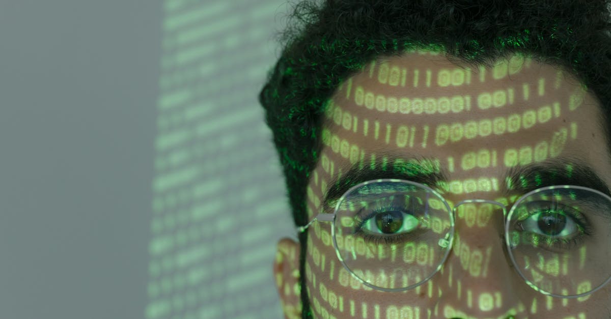 Marea Britanie adoptă o lege controversată pentru siguranța online
