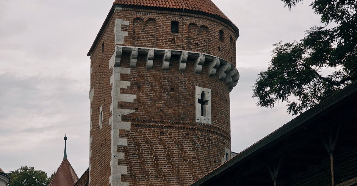 Expoziția care pune în valoare arta transilvăneană în cetatea medievală