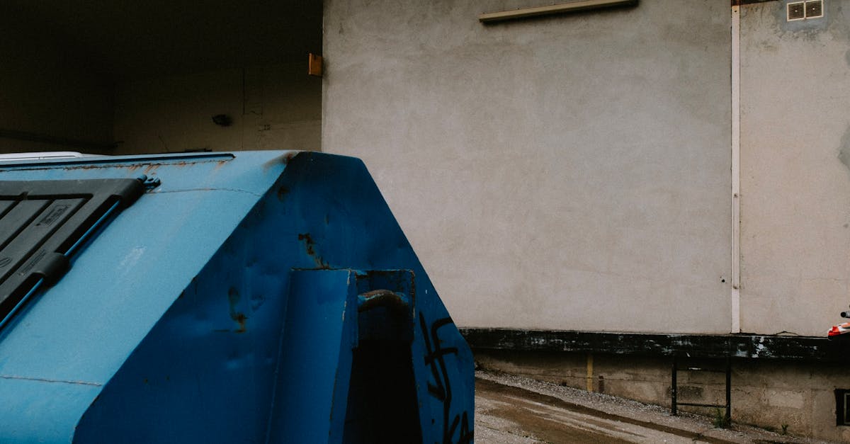 Municipalitatea din Iași a obținut venituri din vânzarea a peste 300 de mașini abandonate