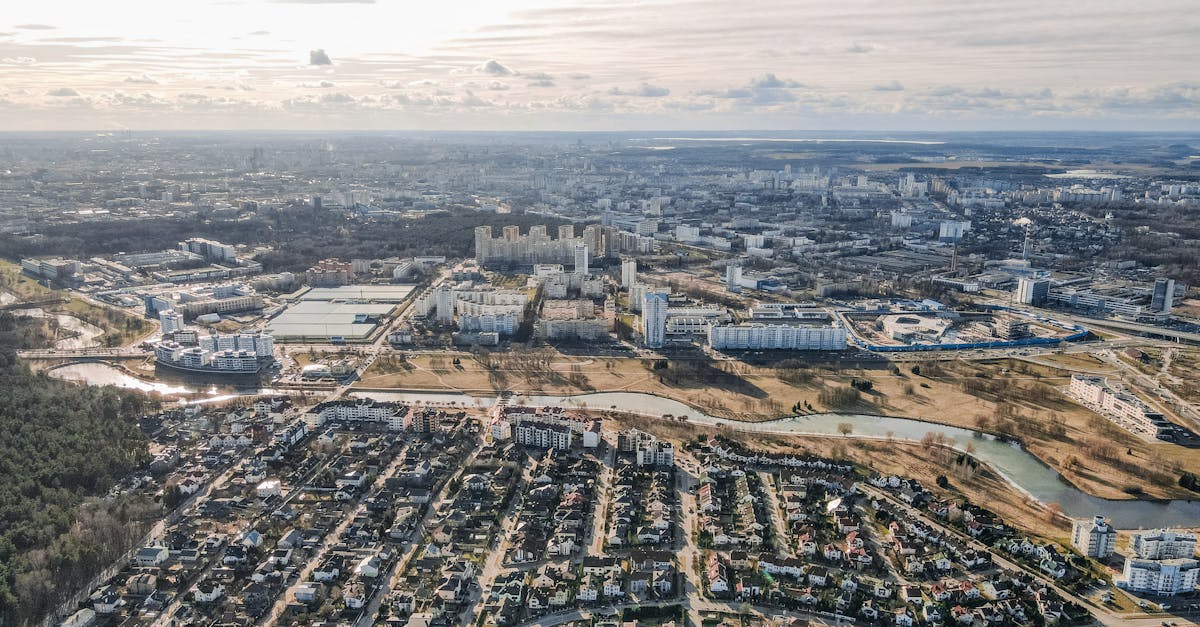 UMB investește într-un campus mixt în Adjud: locuințe, școli și zonă industrială