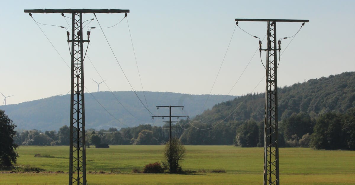 Vaslui: facturi mai mari la electricitate și servicii din ce în ce mai slabe