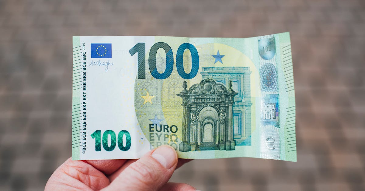 România se confruntă cu riscul recesiunii. Ce măsuri sunt necesare pentru a evita această situație