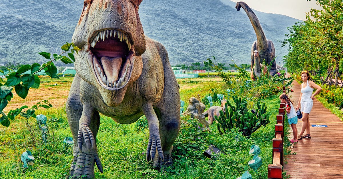 Descoperă cel mai mare dragon animatronic din Europa la Buscat, Cluj