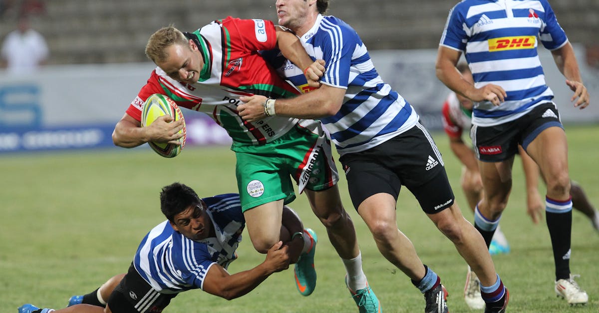 Meciurile oficiale de rugby revin cu un duel captivant