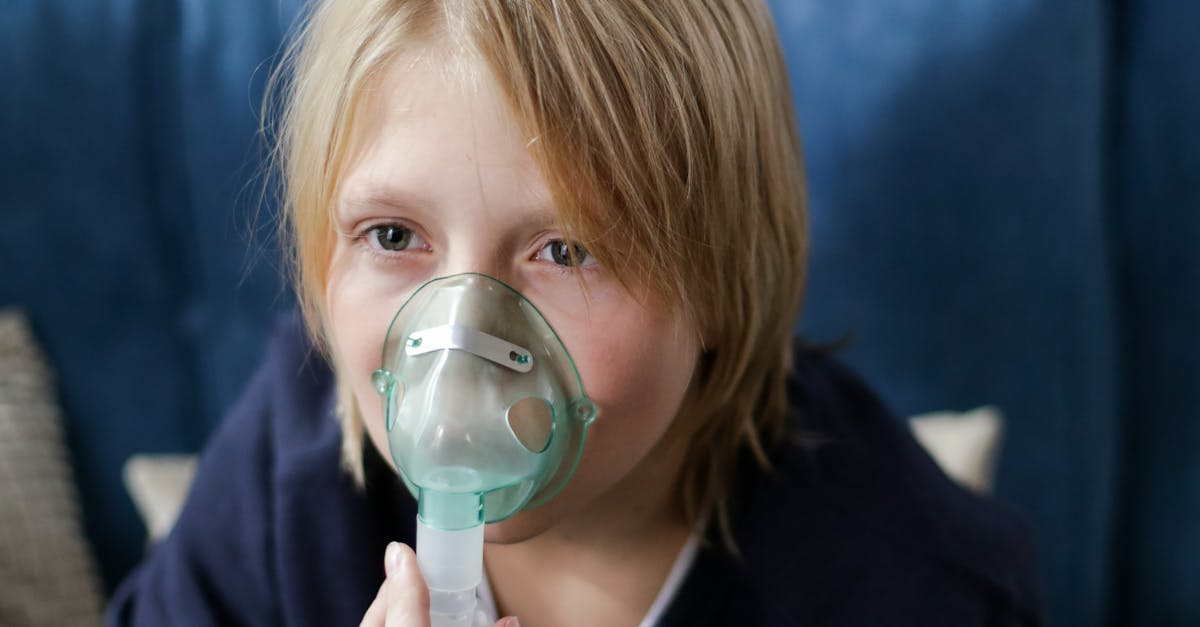 Cum influențează Covid-19 riscul de afecțiuni respiratorii după vaccinare