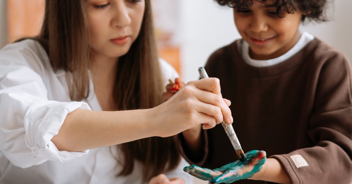 Important pentru părinți: Cardurile educaționale de 500 lei expiră pe 31 august 2025