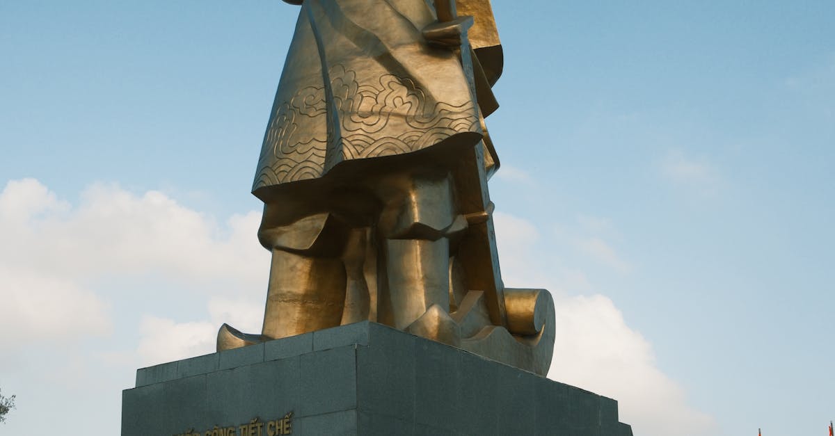 Descoperă evenimentele istorice importante din 16 august