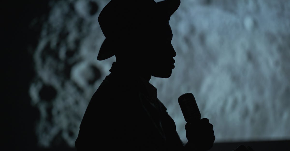 Un duel de versuri captivant la Campionatul Național de Slam Poetry din Sibiu