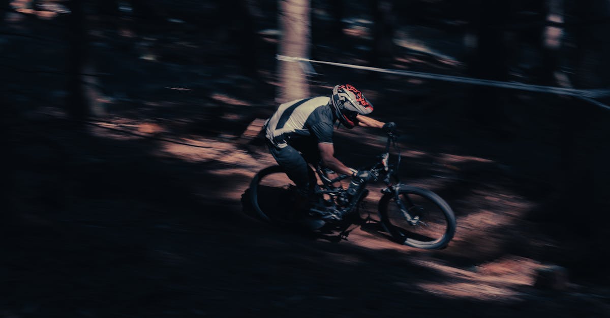 Transylvania Downhill: adrenalina la înălțime în Pasul Vulcan