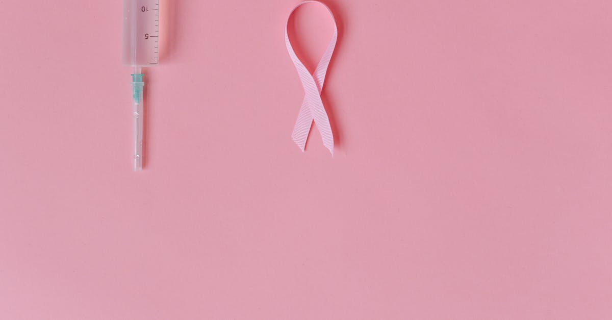 Vaccinarea anti-HPV devine gratuită pentru tineri în România