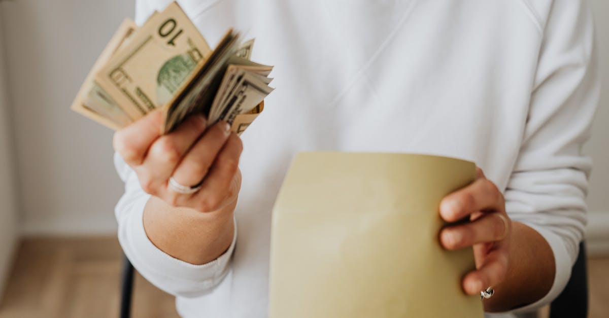 Reducerea salariilor la ANRE, ASF și ANCOM: ce se preconizează pentru 2025