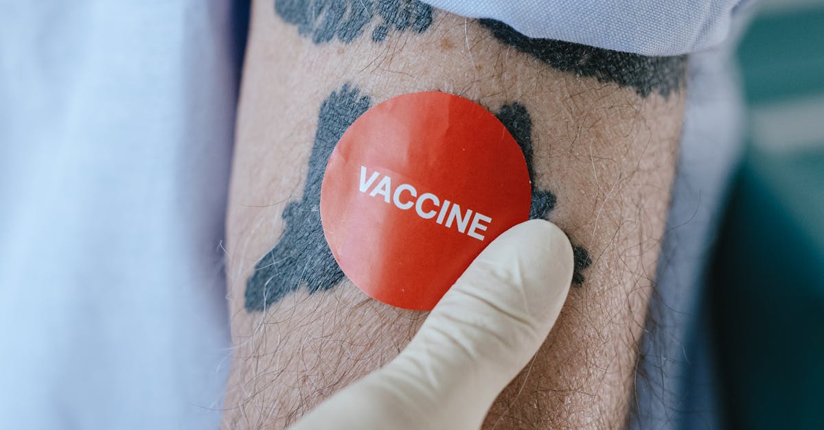 Zona zoster: simptome, riscuri și importanța vaccinării
