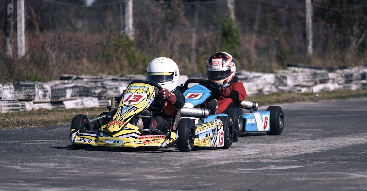 Tânărul campion al motorsportului, Váradi Zsolt, revine la Shopping City Târgu Mureș