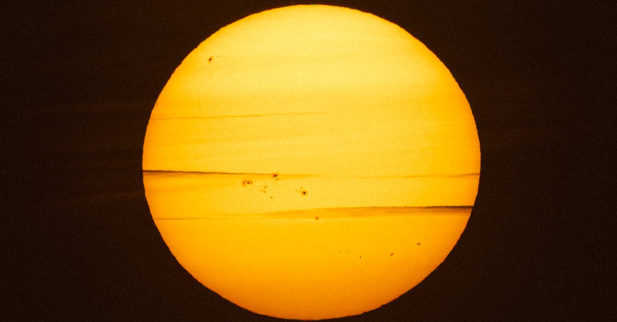 Fenomen solar rar: Cercetătorii români surprind o tornadă uriașă pe Soare