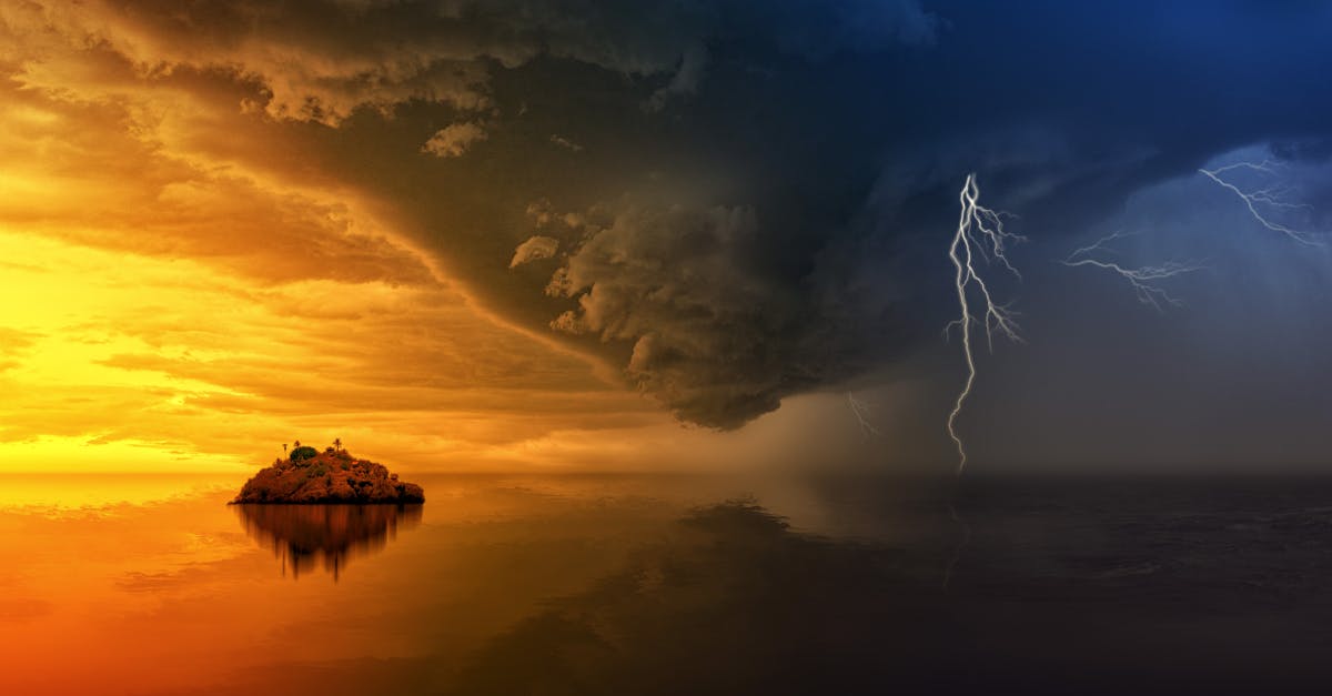Avertizare meteorologică: Cod portocaliu în județul Neamț pentru vreme severă