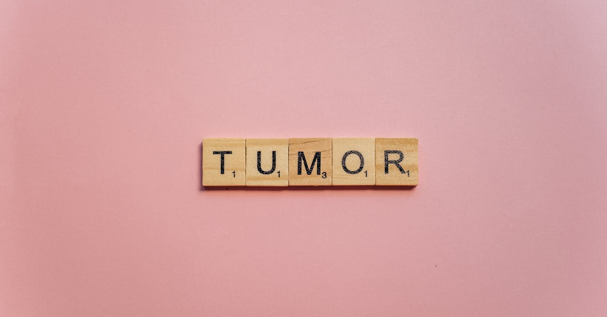 Studiu revoluționar: Tumorile de cancer de sân fură energie din celulele adipoase